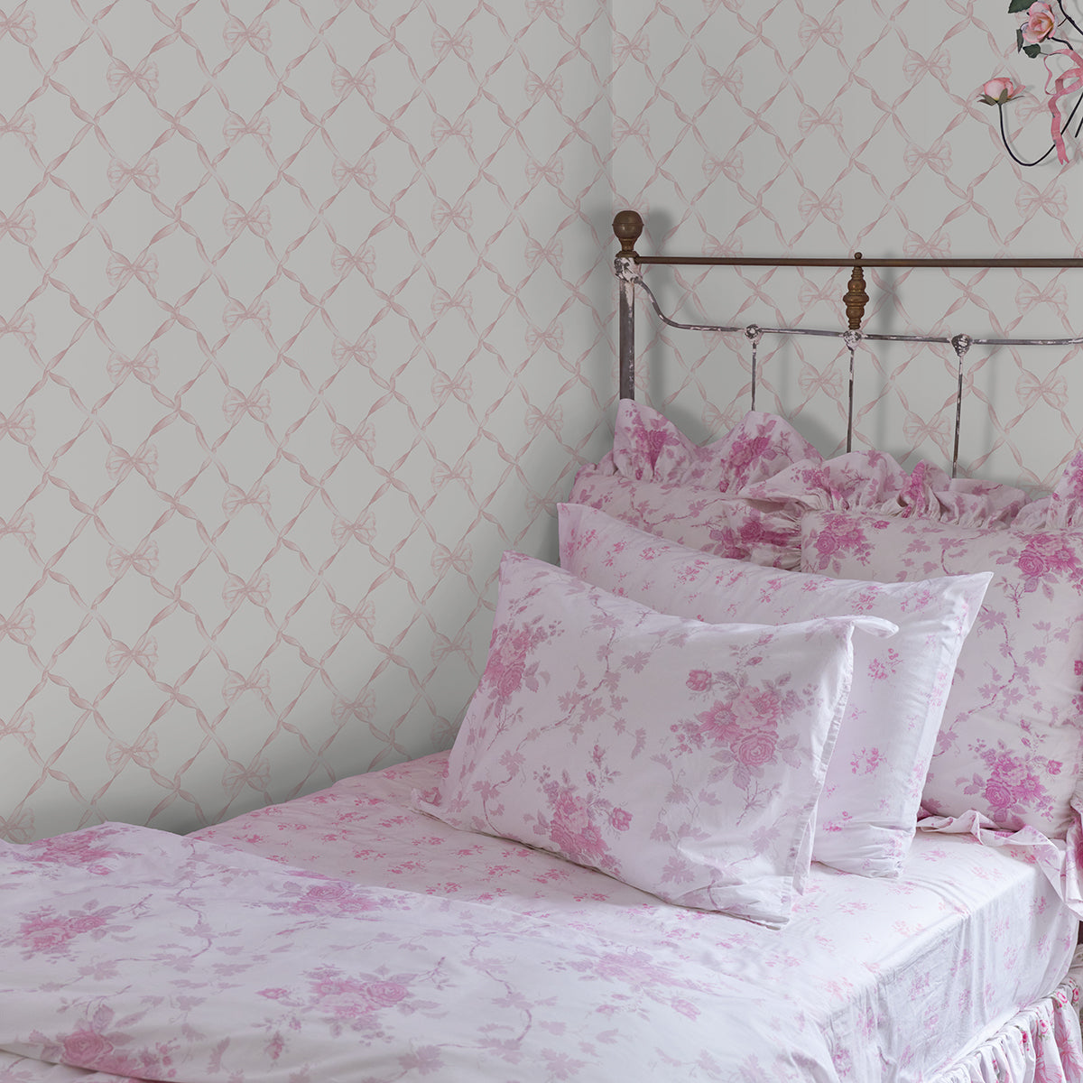 Baby Bow Light Pink Ribbon Trellis Wallpaper